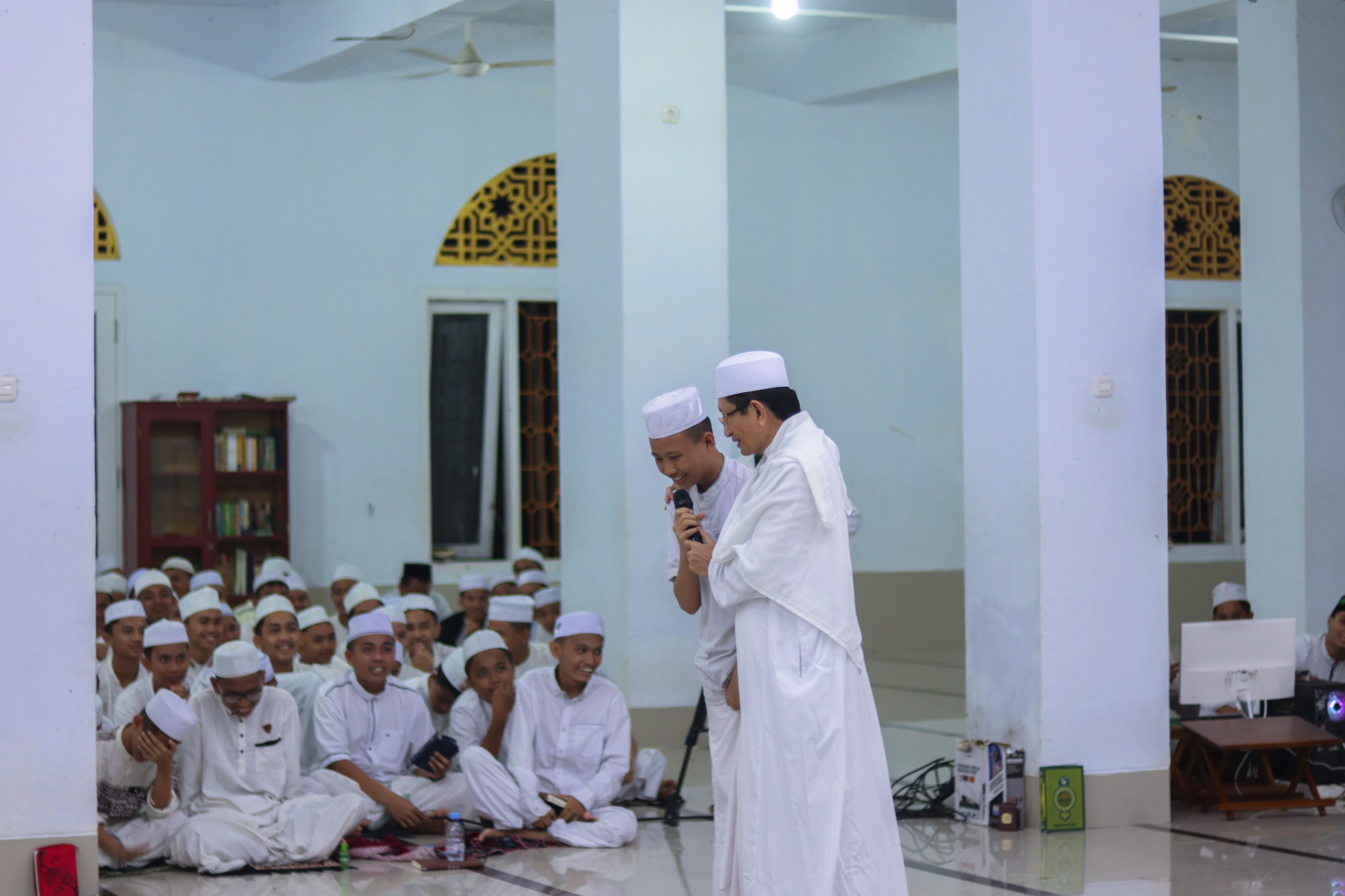 Mewaspadai Kezaliman Intelektual dan Dampaknya dalam Kehidupan